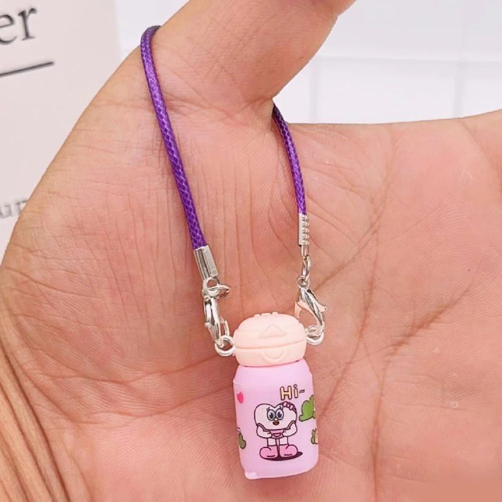 Mini Vattenflaska med Band – Tillbehör för Labubu Figur