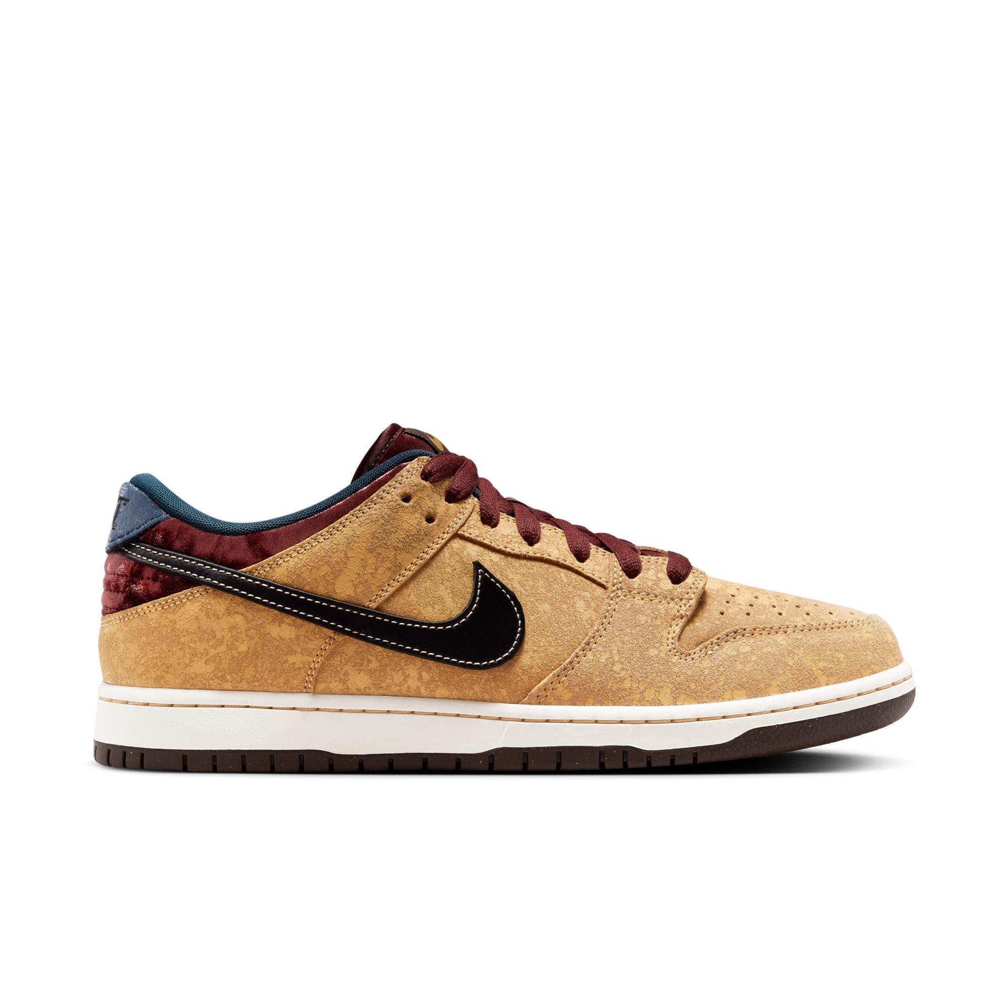Dunk Low Pro – Celestial Gold / Black / Dark Team Red